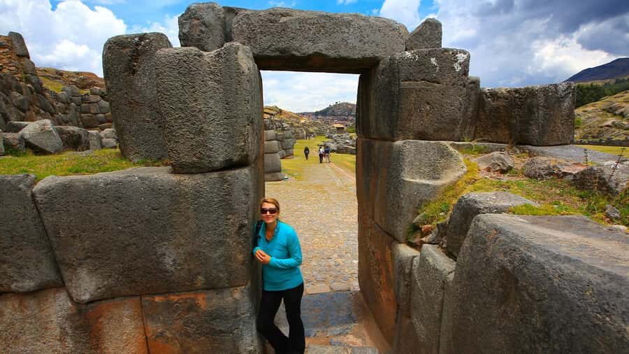 ECONOMIC PRIVATE TOUR IN THE CITY OF CUSCO - HALF DAY - Qoricancha and the Inca-Spanish Contrast on Foot