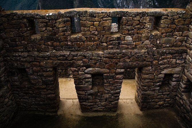 Excursion to MachuPicchu with Train Vistadome Full Day - Getting to Aguas Calientes: Transfers, Timing, and Lunch Chances