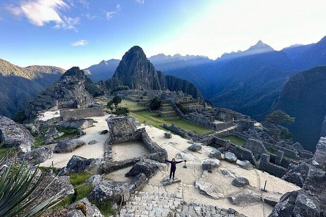Excursion to the Sacred Valley and Machu Picchu by Panoramic Train - Vistadome train back to Ollantaytambo: comfortable return with the views on your side