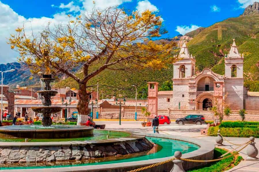 From Arequipa: 1 Day Tour to the Colca Canyon + Buffet lunch - Buffet lunch in Chivay: fuel for the final push back to Arequipa