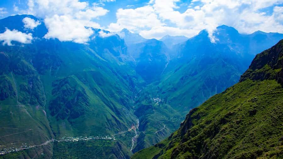 From Arequipa: Colca Canyon Day Trip with Transfer to Puno - Colca Canyon to Puno in one day: why this route is smart