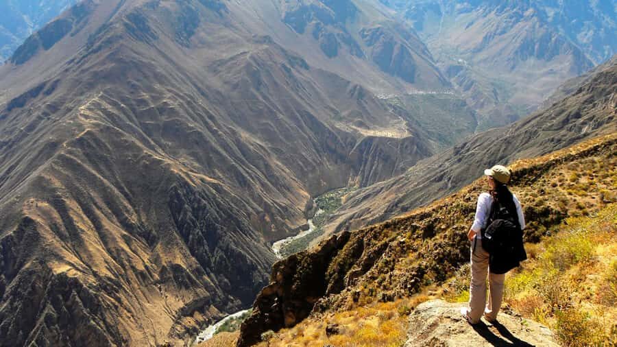 From Arequipa: Full Day Colca Canyon Tour - The early start from Arequipa is part of the deal