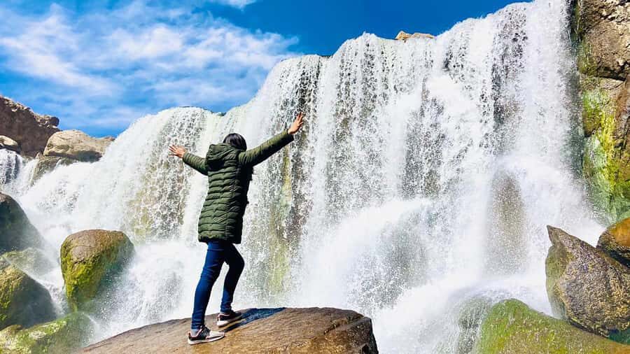 From Arequipa: Pillones Waterfall and Stone Forest Day Trip - Pampa de Arrieros: the old train station moment