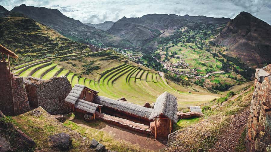 From Cusco: 2-Day Sacred Valley and Machupicchu by Train - Day 1 in the Sacred Valley: alpacas, Pisac, Ollantaytambo, and time to look