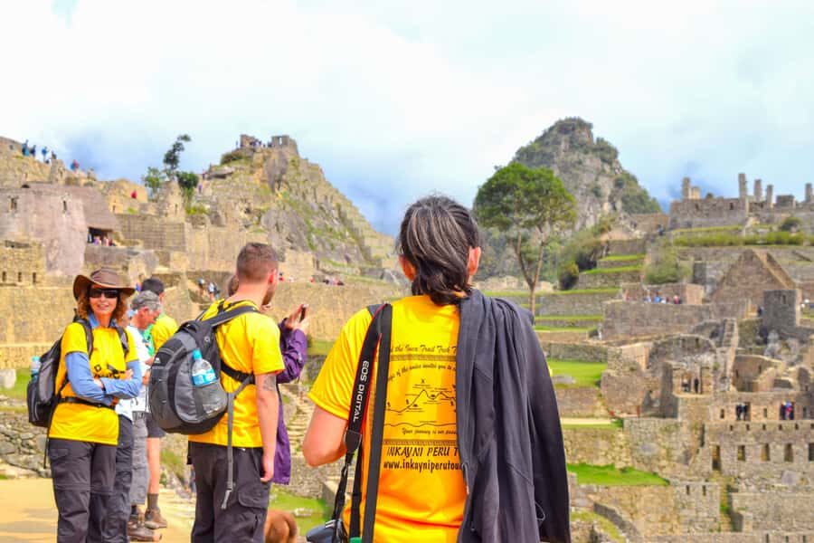 From Cusco: 4-Day Inca Jungle Adventure to Machu Picchu - Day 2: Coffee farms, coca, and a real Inca-connected walking day