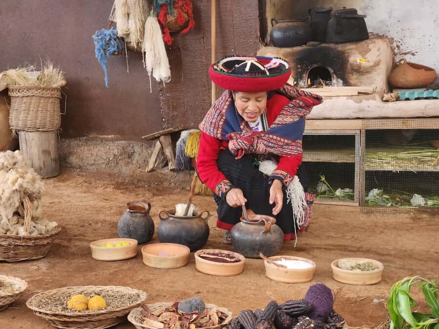 From Cusco: Chinchero, Moray, Maras, Ollantaytambo and Pisaq - Chinchero: weaving traditions and Inca ruins in one stop