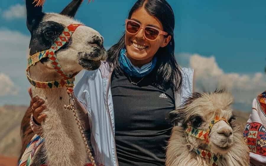 From Cusco: Full day Palccoyo Mountain tour - Arriving at Palccoyo: three rainbow peaks and a 360° view