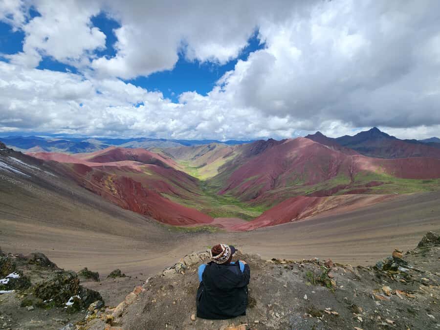 From Cusco: Full Day tour to Rainbow mountain and Red Valley - The guide’s job: history you can actually use