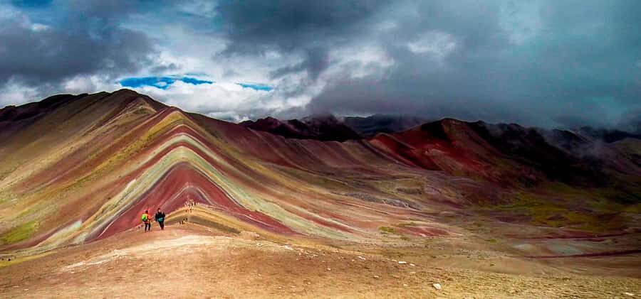 From Cusco: Guided Trip to Rainbow Mountain (6:30am option) - The hike to Rainbow Mountain from the Chillihuani area