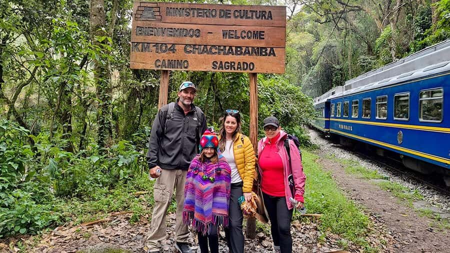 From Cusco: Machu Picchu 2-Day Inca Trail - Guides, pace, and group size: the real difference-maker