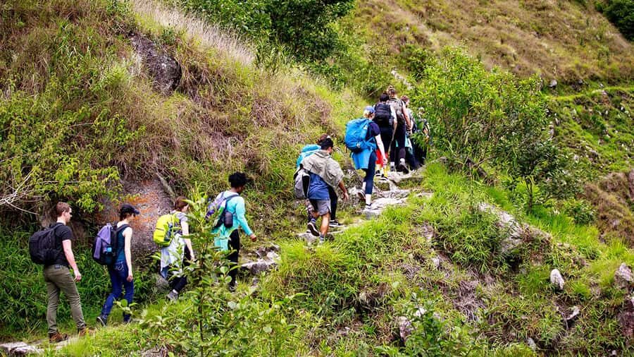 From Cusco: Machu Picchu 2-Day Inca Trail - Day 2 bus up: the Urubamba canyon comes into focus