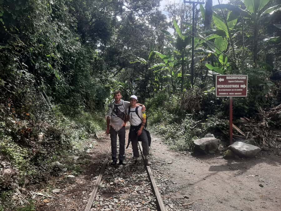 From Cusco: Machu Picchu by Car 2D/1N - Day 1: Cusco Pickup, Hydroelectric Lunch, Then the Walk Into Aguas Calientes