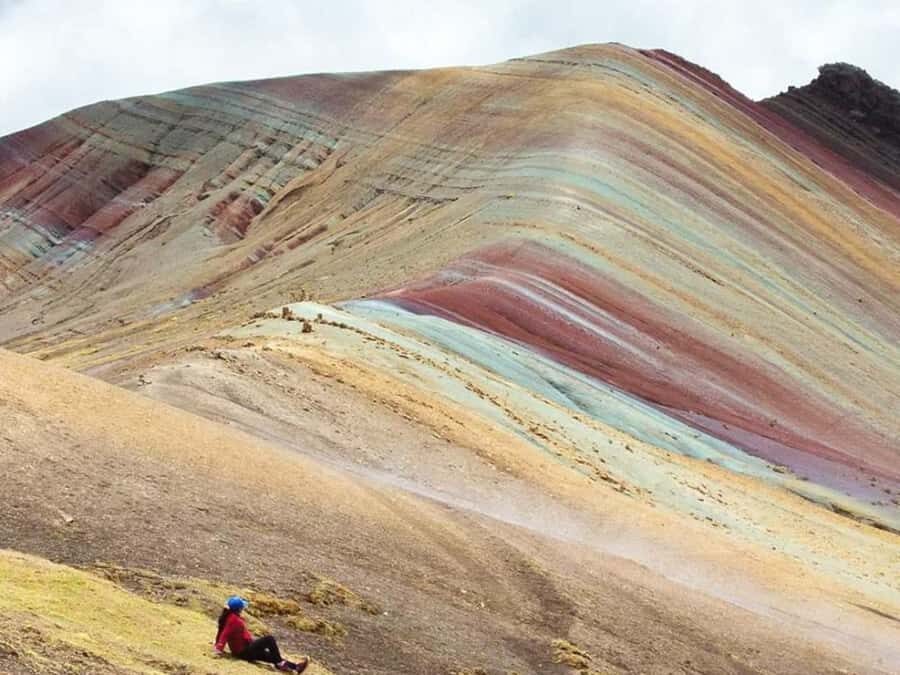 From Cusco: Palccoyo Rainbow Mountain Guided Tour - The guided hour at Palccoyo: what to watch for