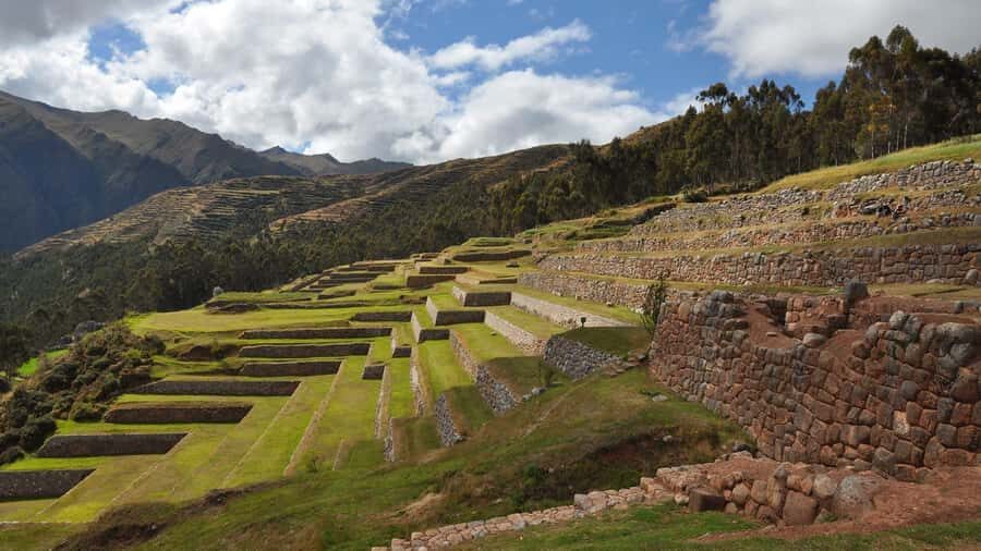 From Cusco: Sacred Valley & Maras Salt Mines with Lunch - Urubamba Buffet Lunch: A Needed Reset Before the Ruins