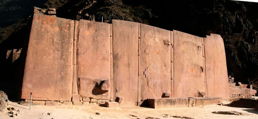 From Cusco: Sacred Valley Tour with Buffet Lunch - Group vs private: who should choose what