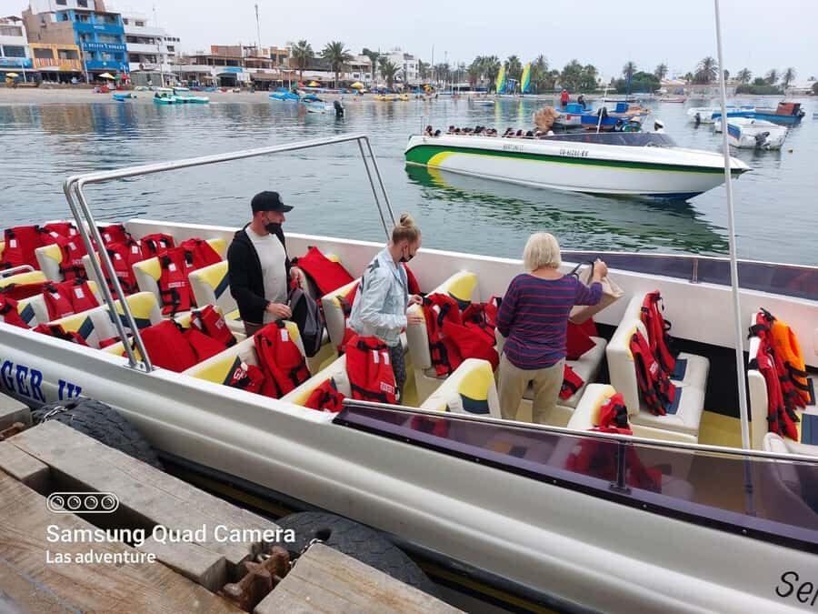 From Huacachina: Ballestas and Paracas Reserve - GROUP TOUR - Time, groups, and the reality of waiting for the boat
