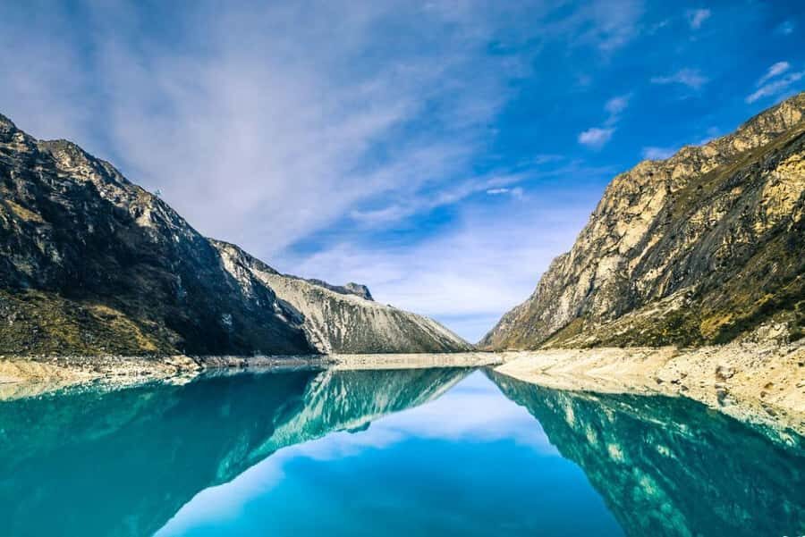 From Huaraz: Full-Day Trek to Parón Lagoon - Parón Lagoon: turquoise water, wild flora, and a real national-park feel