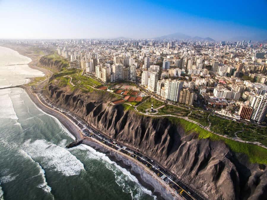 From Lima : 360° Panoramic Bus - Getting Oriented Fast: Miraflores Start and 360° Sightlines