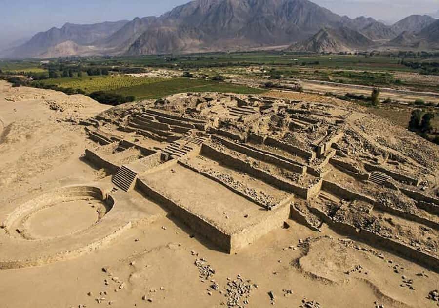 From Lima: Discover the Ancient Sites Caral & Bandurria - 6:00 am pickup and the long northbound rhythm