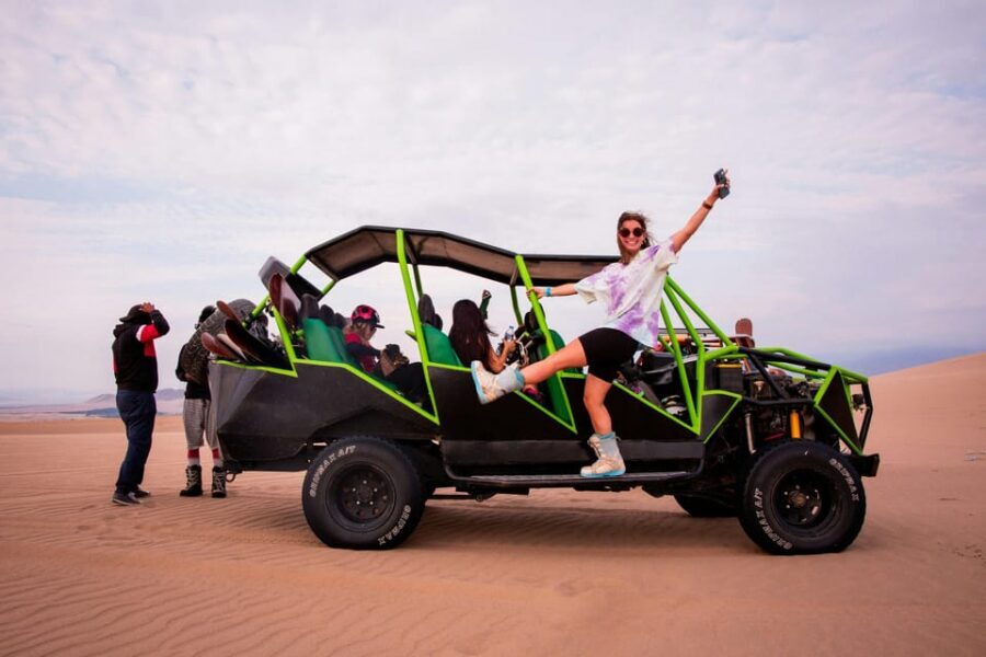 From Lima: Huacachina Oasis & Ballestas Island - ENGL / ESPA - Huacachina guided tour: what to expect in the oasis area