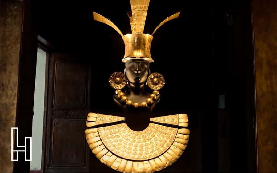 From Lima: Pachacamac Inka Pyramids & The Larco Museum Tour - Getting started: hotel pickup in Lima (and the meeting point reality)