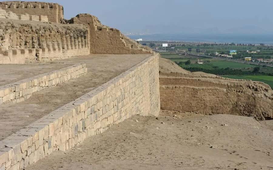 From Lima: Pachacamac Inka Pyramids & The Larco Museum Tour - The Larco Museum: 5,000 years of artifacts in a restored mansion
