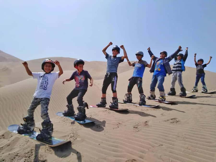 From Lima: Paracas and Huacachina Oasis Full Day Tour - Should you book this Lima to Paracas and Huacachina day tour?
