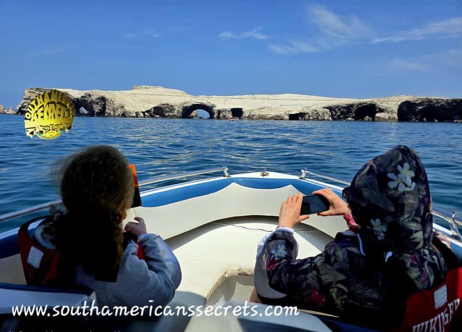From Paracas: Ballestas Islands tour all Inclusive - Reviews in spirit: what the best moments tend to feel like