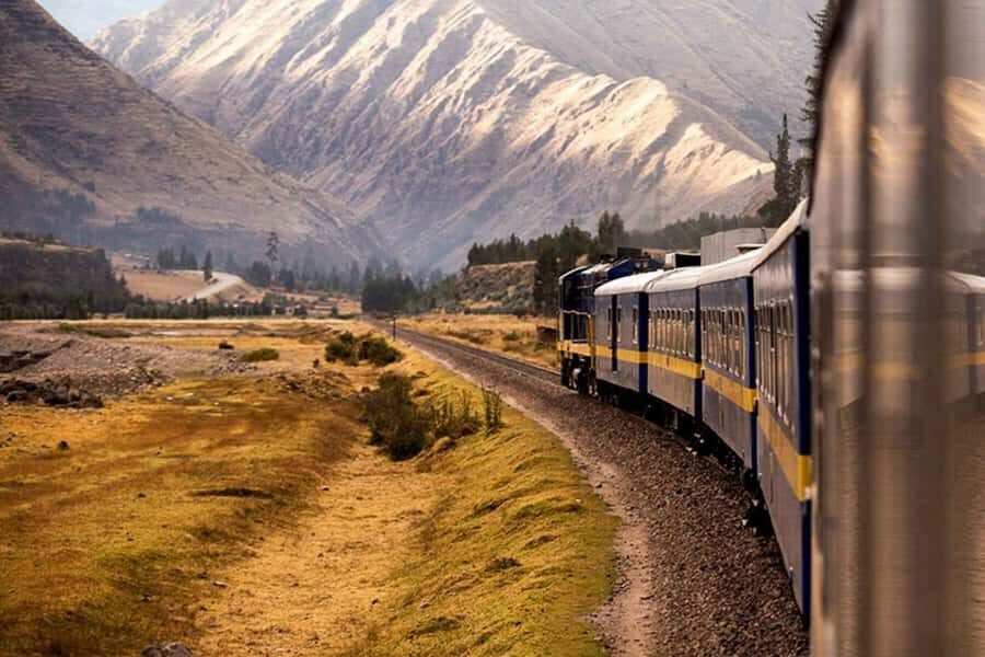 From Puno: Travel to Cusco in Titicaca Train All Inclusive - Pullman-Style Comfort and What You’ll Actually Do Onboard
