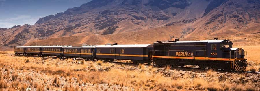 From Puno: Travel to Cusco in Titicaca Train All Inclusive - Live Music and Dancing: More Fun Than Distraction