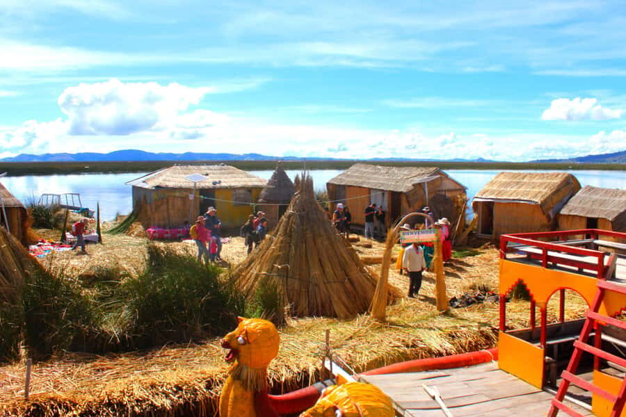 From Puno: Uros floating islands half Day tour - Key highlights worth caring about