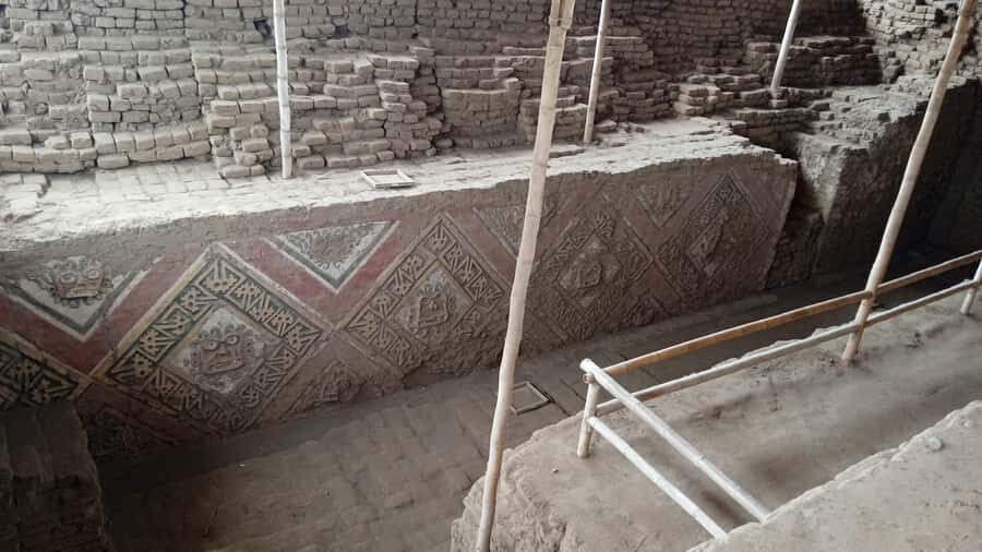 From Trujillo: Temple of the Moon and Sun and Chan Chan - Huaca de La Luna: adobe, Aia Paec, and the climb that matters