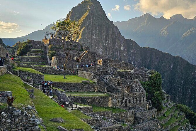 Full Day Tour to Machu Picchu by Train - Aguas Calientes around 7:00 a.m.: where the real setup happens