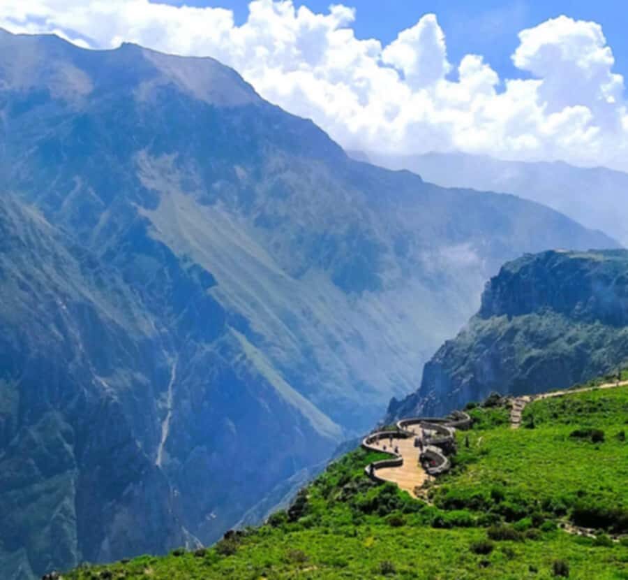 Full Day Trip to Colca Canyon from Arequipa ending in Puno - Morning drive to Chivay or Yanque: the breakfast reset