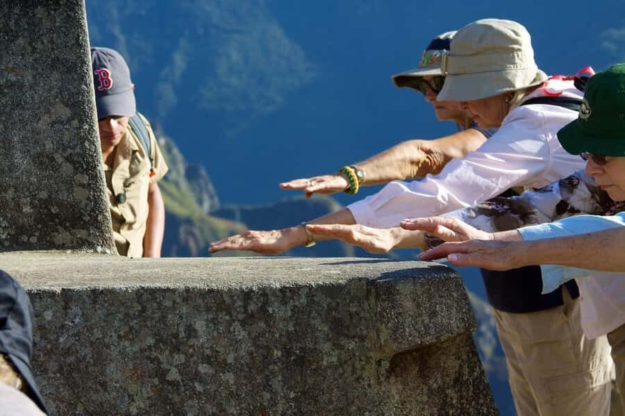 Guide in Machu Picchu - Meeting your guide and getting set before you enter