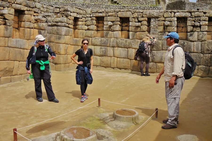 Guide in Machu Picchu - How the group tour stays organized (without feeling rushed)