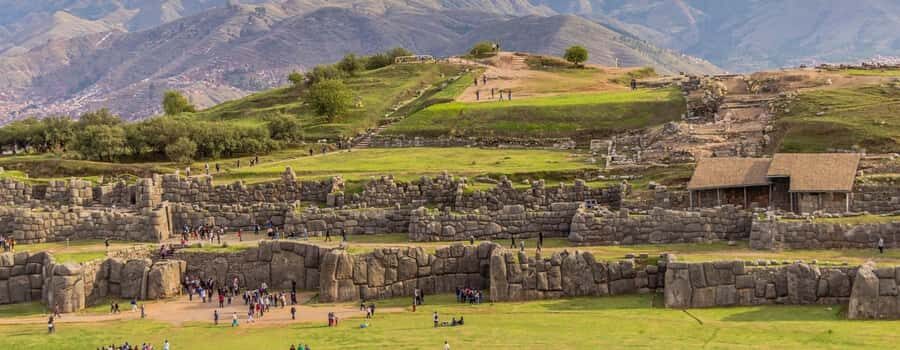 Guided tour of Cusco and its 4 ruins - Qoricancha, Temple of the Sun: where Inca religion meets Spanish walls