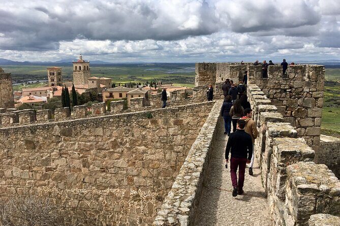 Guided Tour of Historic and Monumental Trujillo - Casa-fuerte de Luis de Chaves El Viejo: a pause on who stayed where