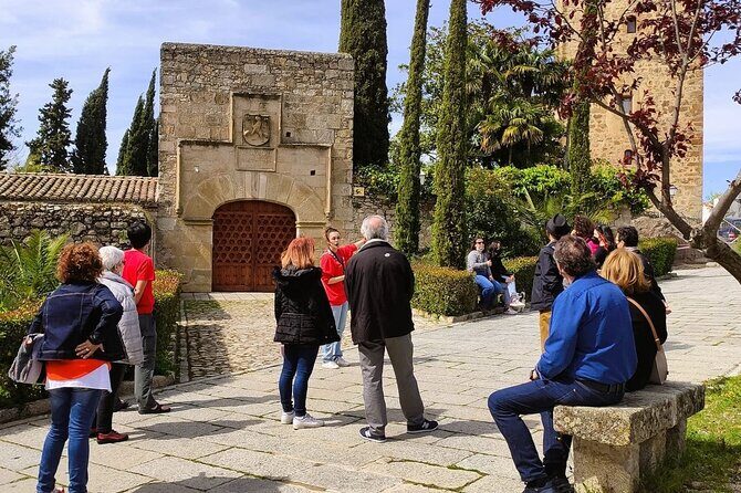 Guided Tours Trujillo Essential - Weather, walking comfort, and who this fits best