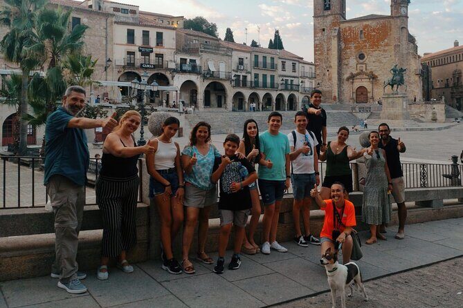Guided Tours Trujillo Essential - Crossing into the medieval mood near the walls