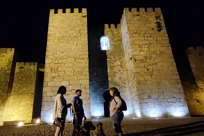 Guided Walking Tour in Trujillo Through the Centuries - Start at Plaza Mayor, with Francisco Pizarro’s statue as your compass