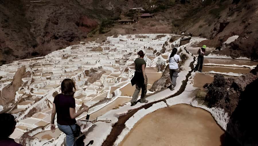 Half day tour: Maras Salt Mines and Moray Terraces - Salineras de Maras: Walking the Inca salt evaporation pools