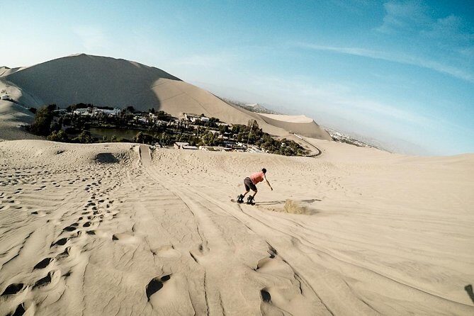 Huacachina Sandboard - Coaching that works: standing up, not just sliding