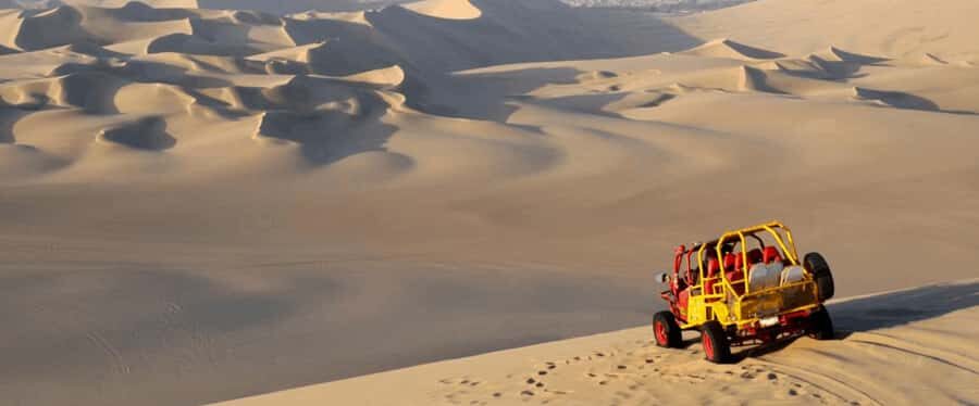 Huacachina: Sandboarding and 4x4 Desert Adventure - The tubular 4x4 / buggy ride: your first hit of desert