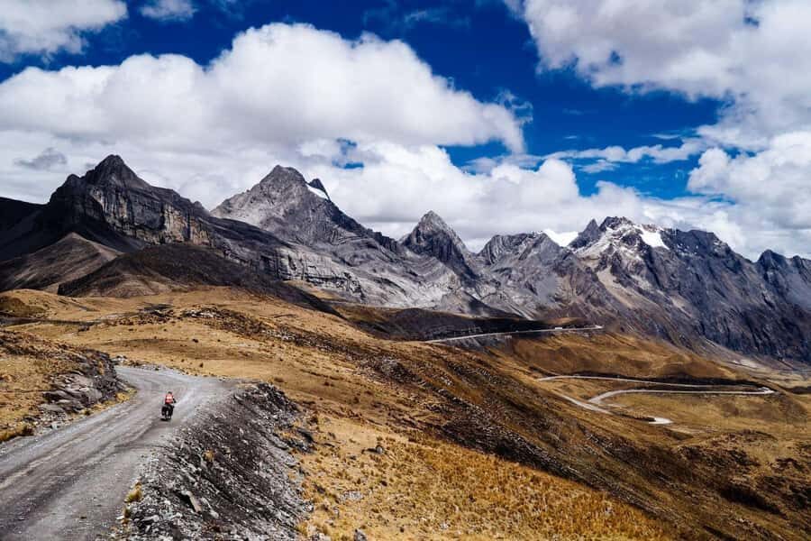 Huaraz: Bike tour | Mountain Biking in the Andes - A Half-Day Andes Ride Out of Huaraz (Without Losing the Afternoon)