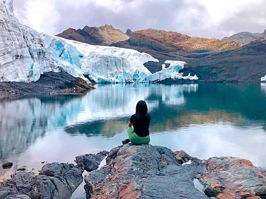 Huaraz-Excursion to the Pastoruri Snows and Puyas Raymondi - Patococha lagoon and the Pumapampa hot springs reset
