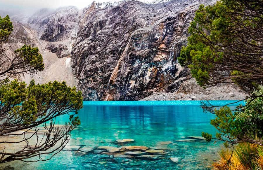 Huaraz: Visit to Laguna 69 - Laguna 69 in Huaraz: the view that earns the early alarm