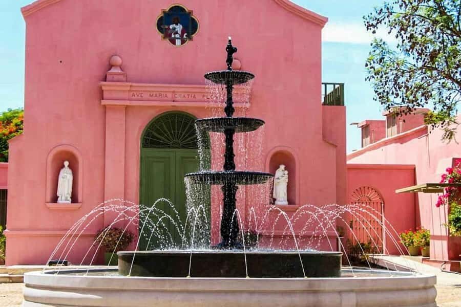 Ica: Winery Tour with Pisco and Wine Tasting - Pisco and wine tastings: sampling varieties with context