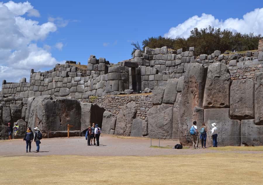 In Cusco: Saqsaywaman, Qenqo, Pukapukara, Tambomachay. - Qoricancha and Cusco’s Sun Temple logic