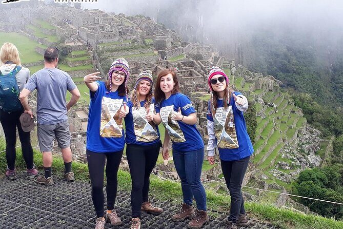 Inca Trail to Machu Picchu 4 Days - Small Group / Reservations 2026 - From Cusco to km 82 (Piscacucho): the bus ride that sets expectations